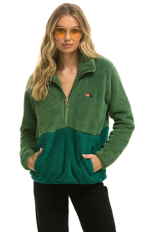 AVIATOR NATION TEDDY UNISEX HALF ZIP COLOR BLOCK JACKET - GARDEN GREEN Sophisticated Women's Tailored