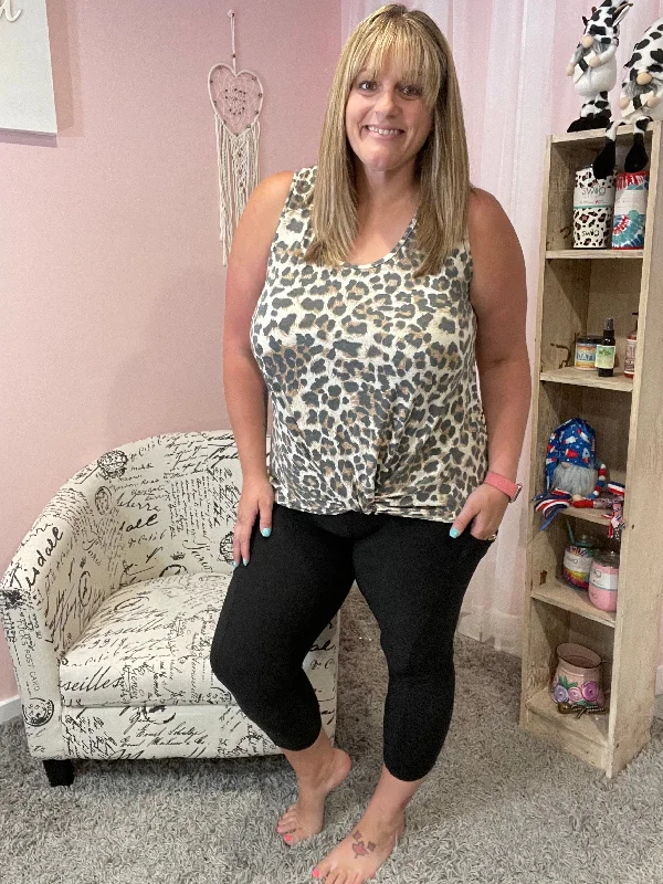 Black Crossover Capri Legging with Pockets Business