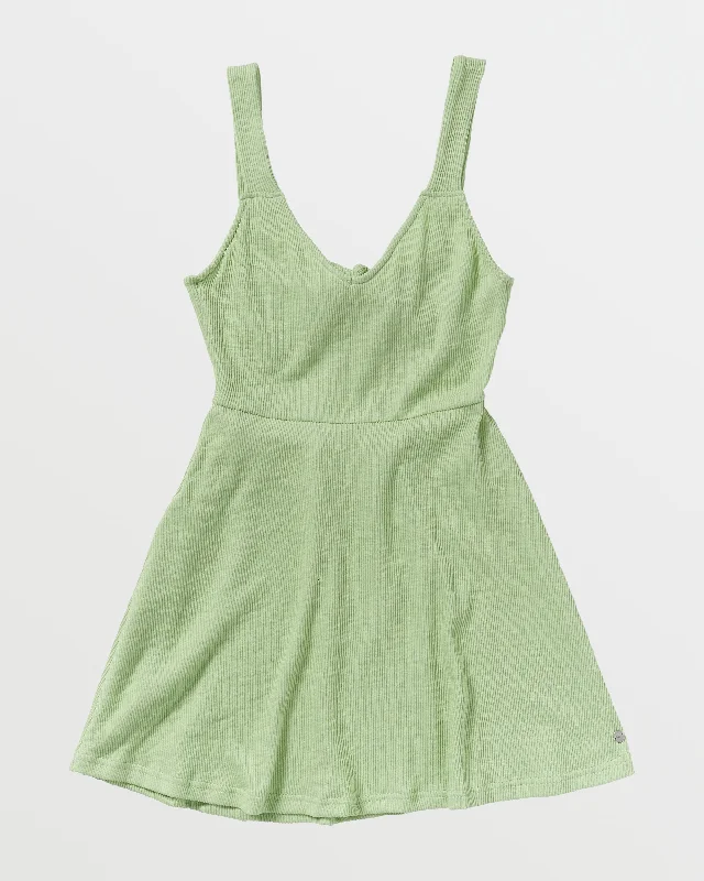 Beach Bliss Dress - Laurel Green Scandinavian