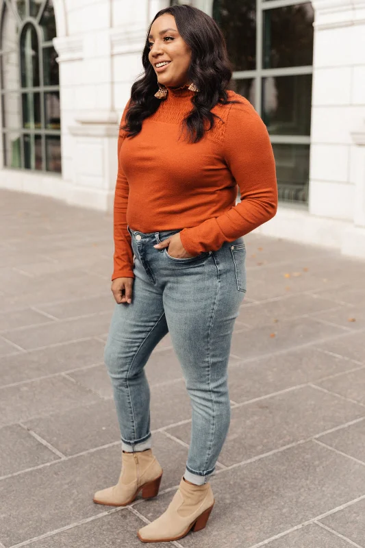 Stylin Girl Turtleneck in Rust French