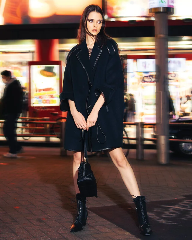Incomplete Kiss Trimmed Coat - Black Refined Women's 