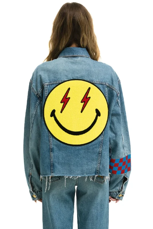 AVIATOR NATION STOKED BOLT SMILEY OVERSIZED CUTOFF DENIM JACKET - VINTAGE Rugged Women's Outdoor AVIATOR NATION STOKED BOLT SMILEY OVERSIZED CUTOFF DENIM JACKET - VINTAGE Rugged Women's Outdoor