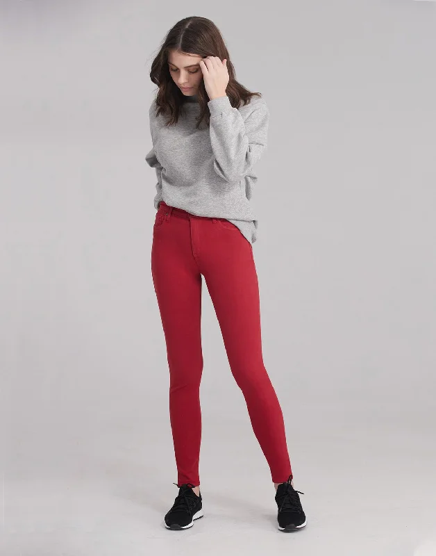 1711 (Skinny Jeans with 30 inch inseam) RED LIP performance
