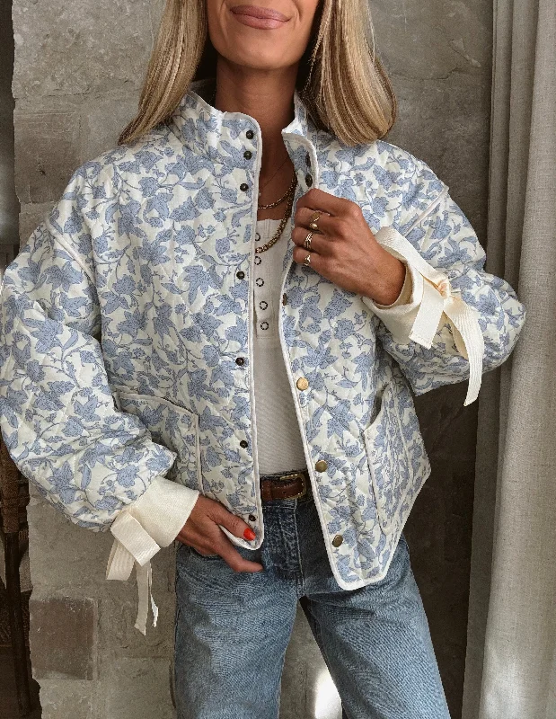 Julianne Floral Jacket Laid - back Women's Vibe