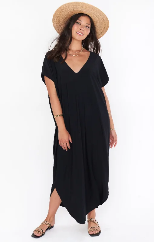 Worldly Caftan ~ Black Sleek Women's Metallic