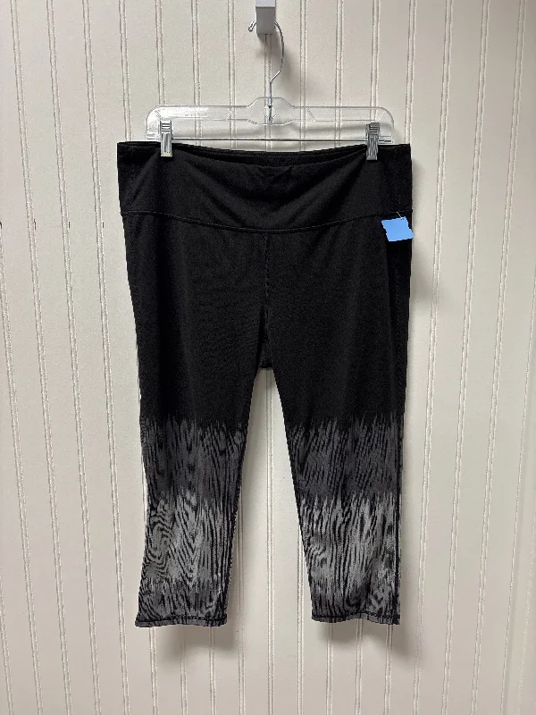 Athletic Leggings Capris By Athleta In Black & Grey, Size: Xl Vacation