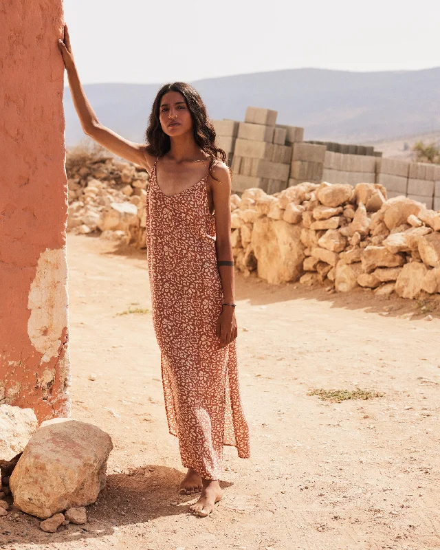 Stay Sunny Midi Dress - Russet Freefallin Floral Fresh Monochromatic All - in - one