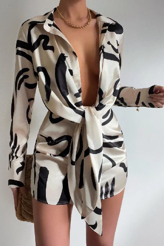 Aja Yorke Dress - Sand/Black Vacation