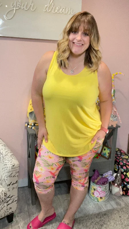 Floral Hummingbird Capri Legging with Pockets Dapper Women's 1920S
