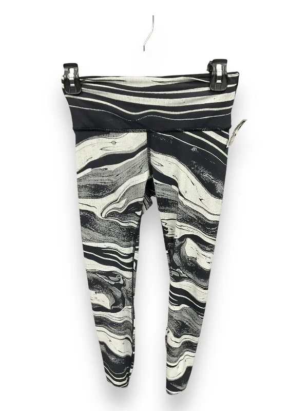 Athletic Leggings By Lululemon In Black & Grey, Size: S French