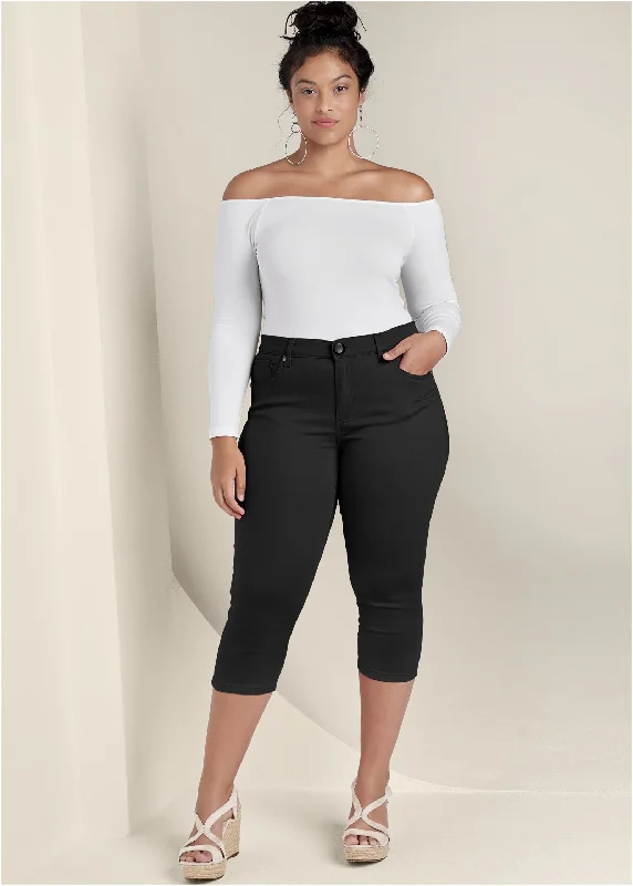 Cindy Capri Jeans - Black Minimalist Women's Casual