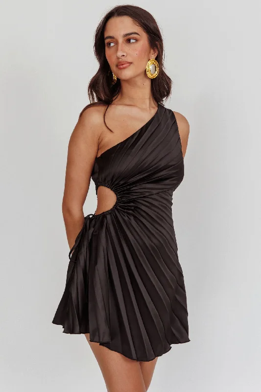 Glow Ray One-Shoulder Pleat Dress Black Refined Women's Velvet