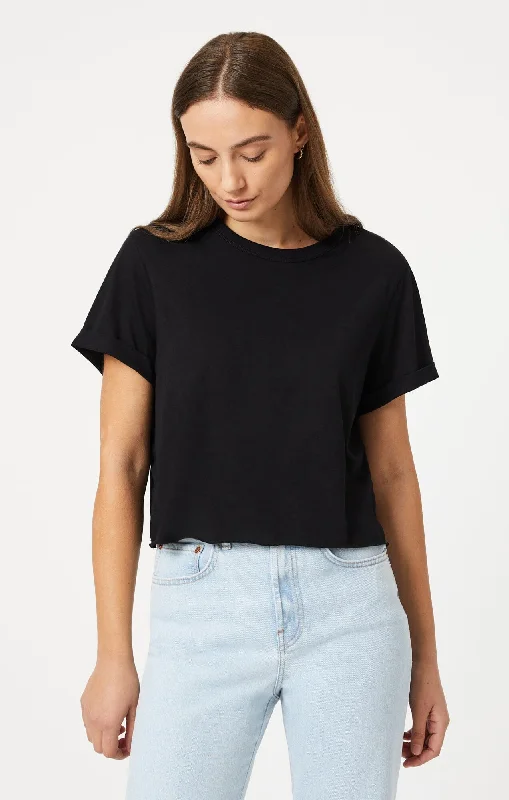 CROPPED T-SHIRT IN BLACK Sophisticated Women's 