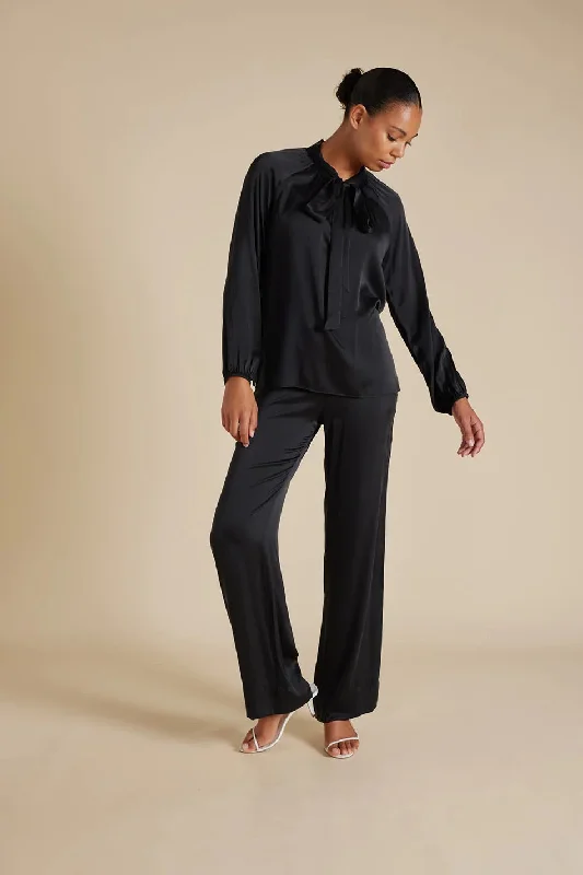 ANALISE SILK TOP IN BLACK Scandinavian