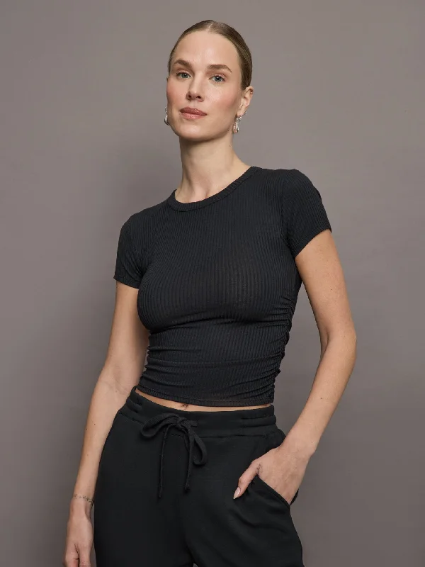 Cap Sleeve Ruched Top in Ribbed Jersey - Black Sporty Women's Tennis