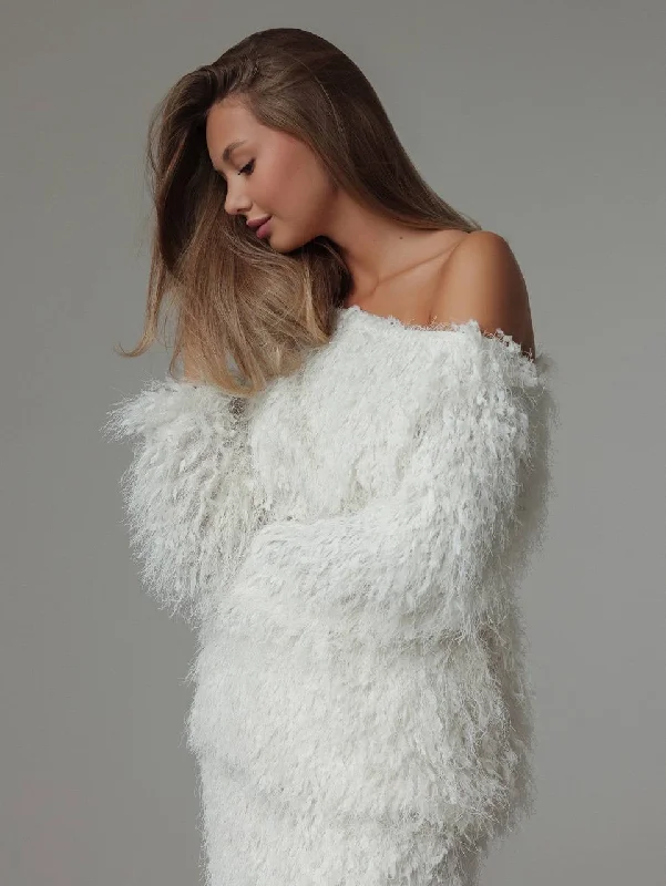 Feather-Textured Off-Shoulder Top Athletic Women's 